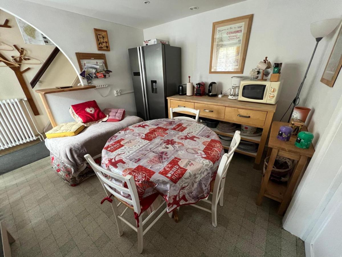 Charmant Gite Au Coeur Du Centre Ville Gérardmer Exteriér fotografie